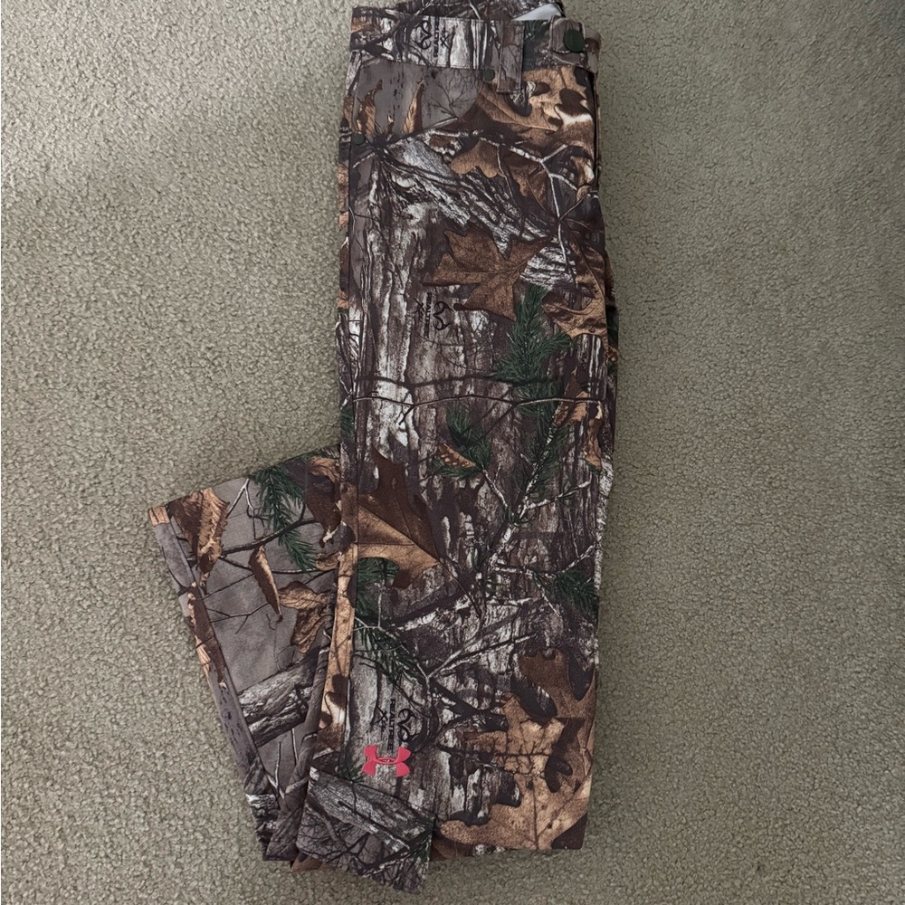 Under Armour Woodland Camo Pants LIKE NEW